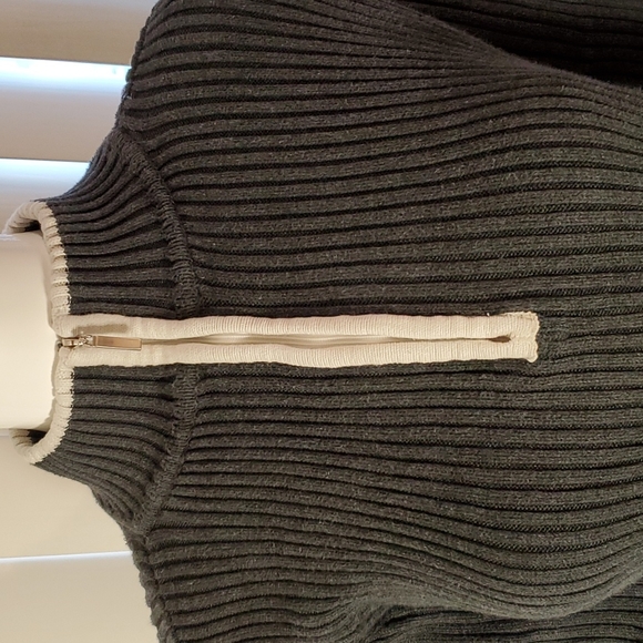 Roots fitted sweater - Picture 2 of 7